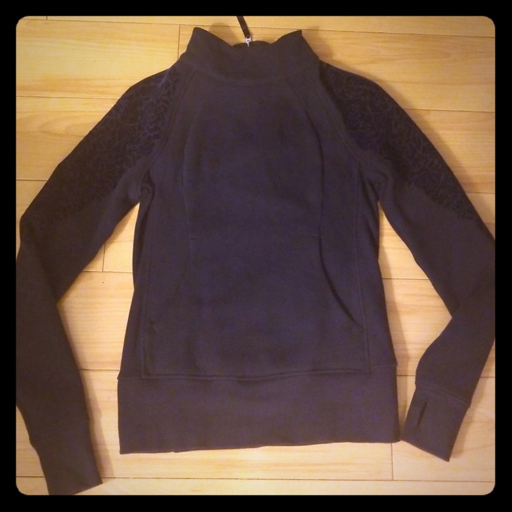 Lululemon pullover sweater